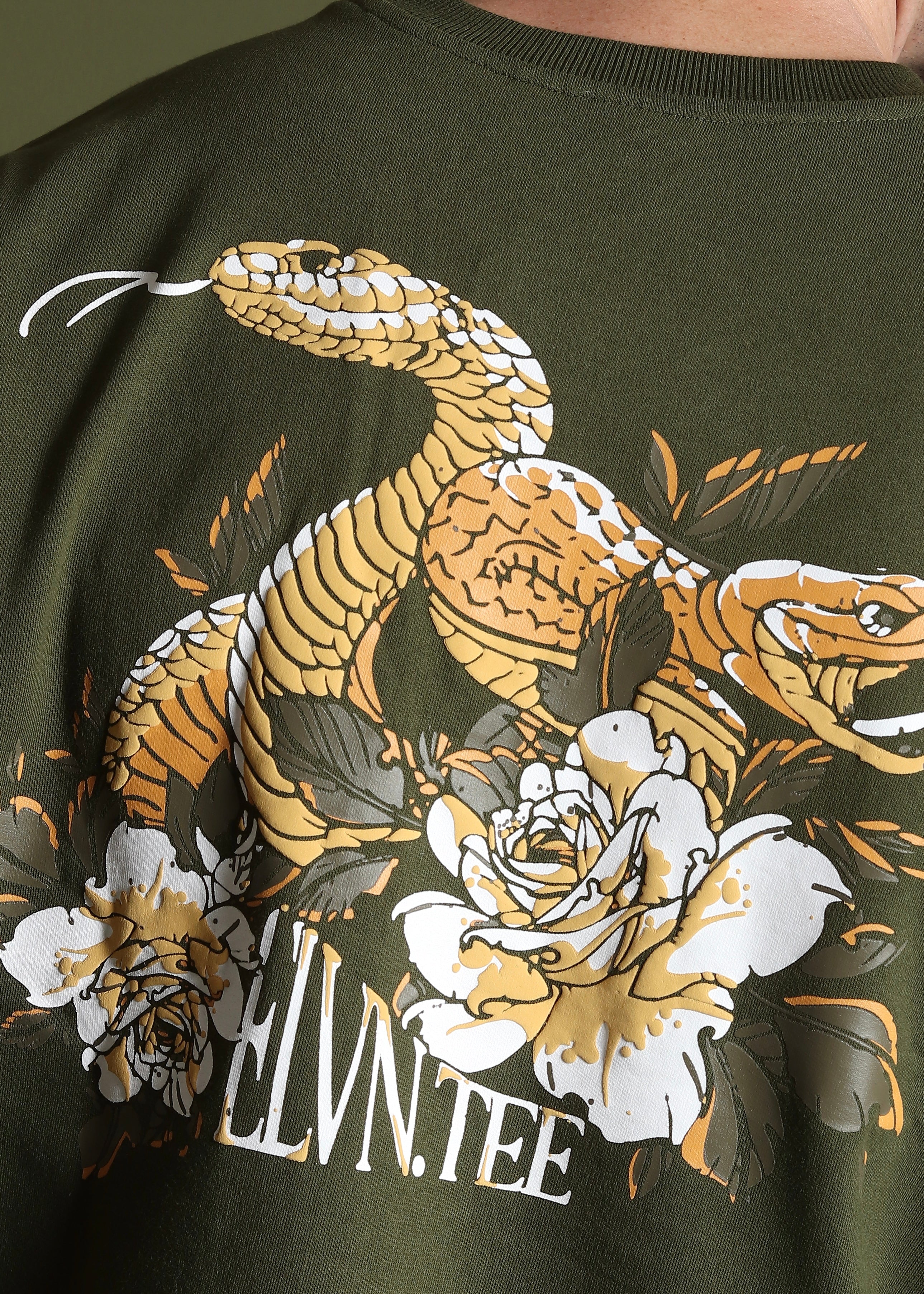 OLIVE ‘VENOMOUS PETALS’