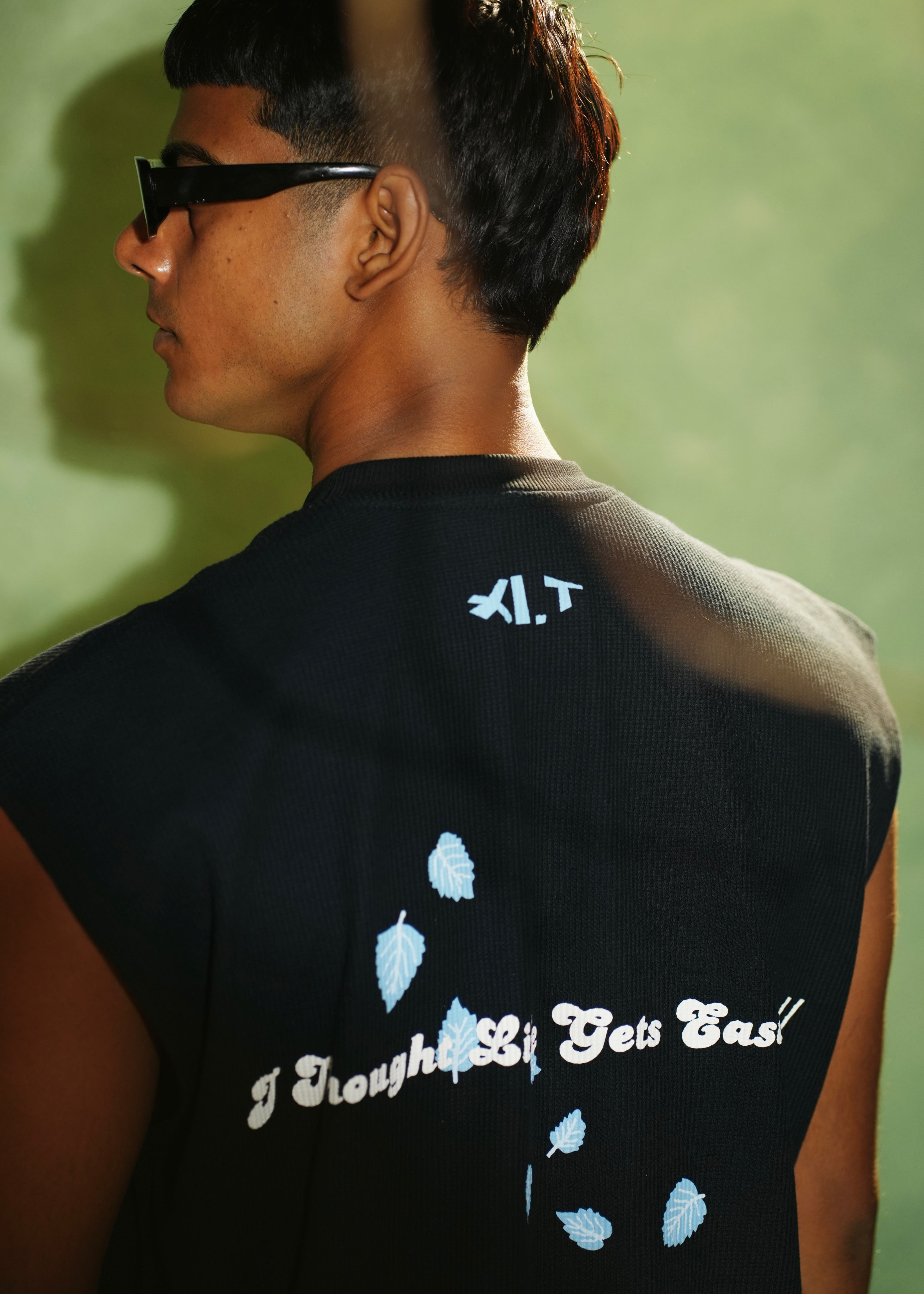 ‘EASE IN DEPTH’ WAFFLE TANK TOP | NAVY BLUE
