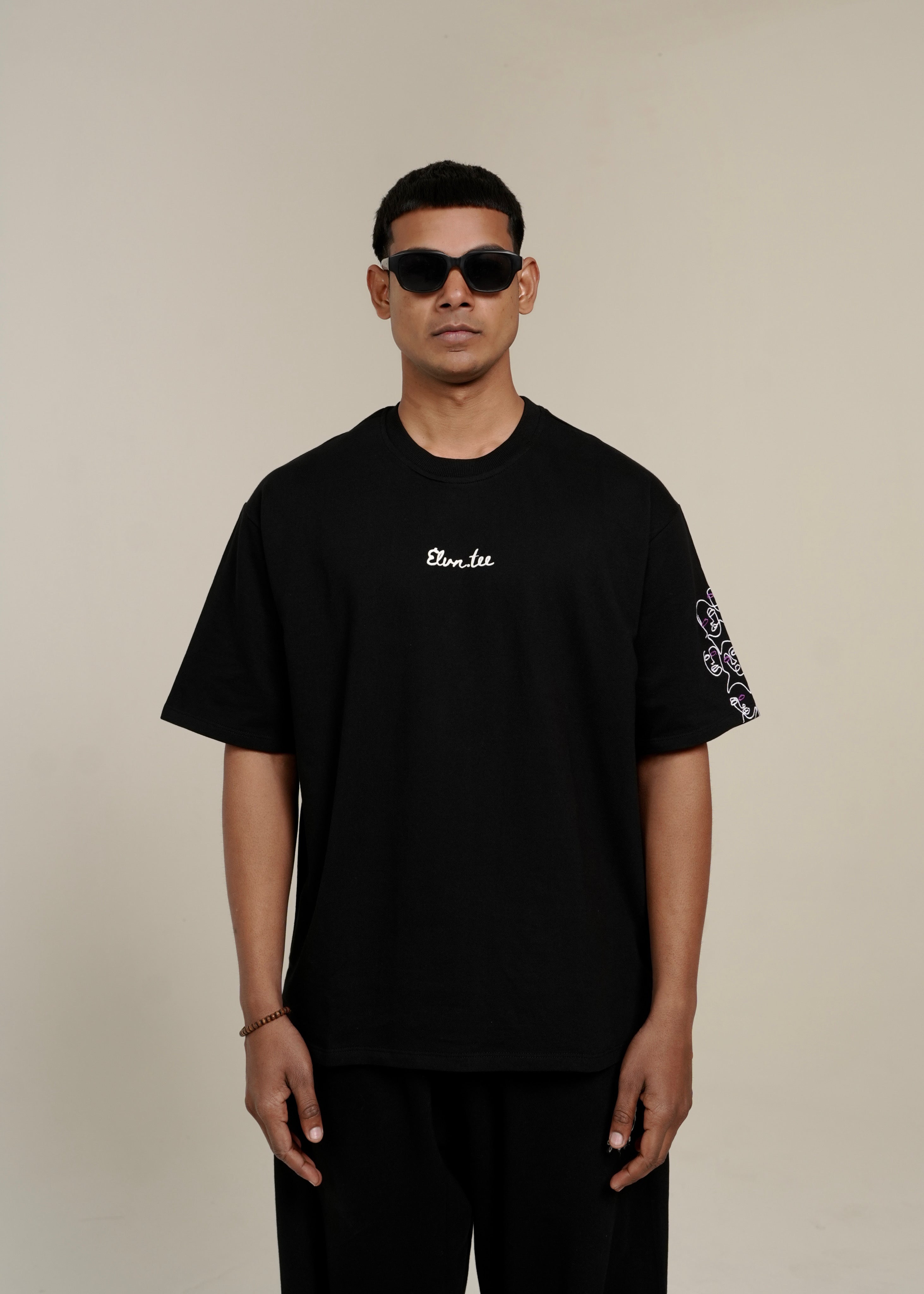 BLACK ‘VOID FACES’ .TEE