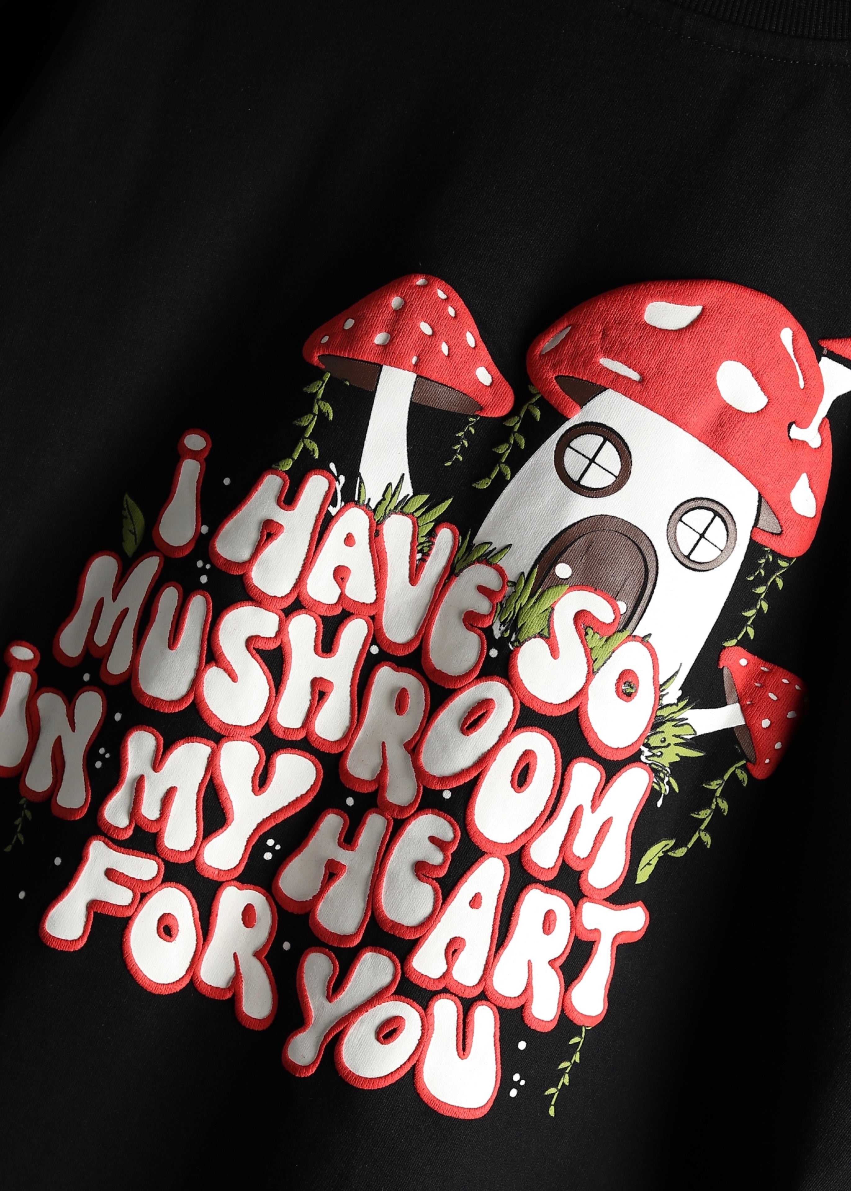 BLACK ‘MUSHROOM’