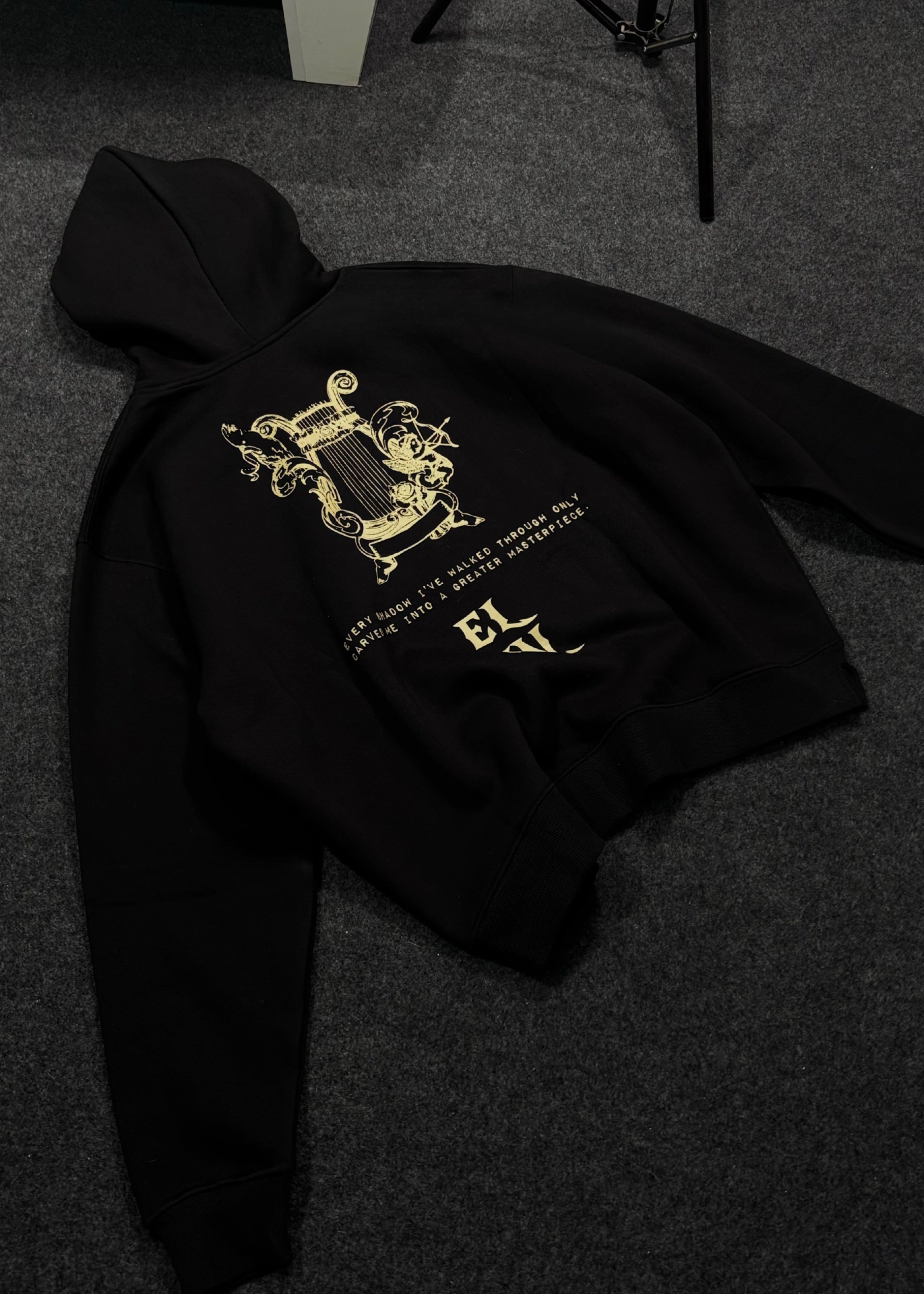 ‘CARVED ELEGANCE’ HOODIE | BLACK