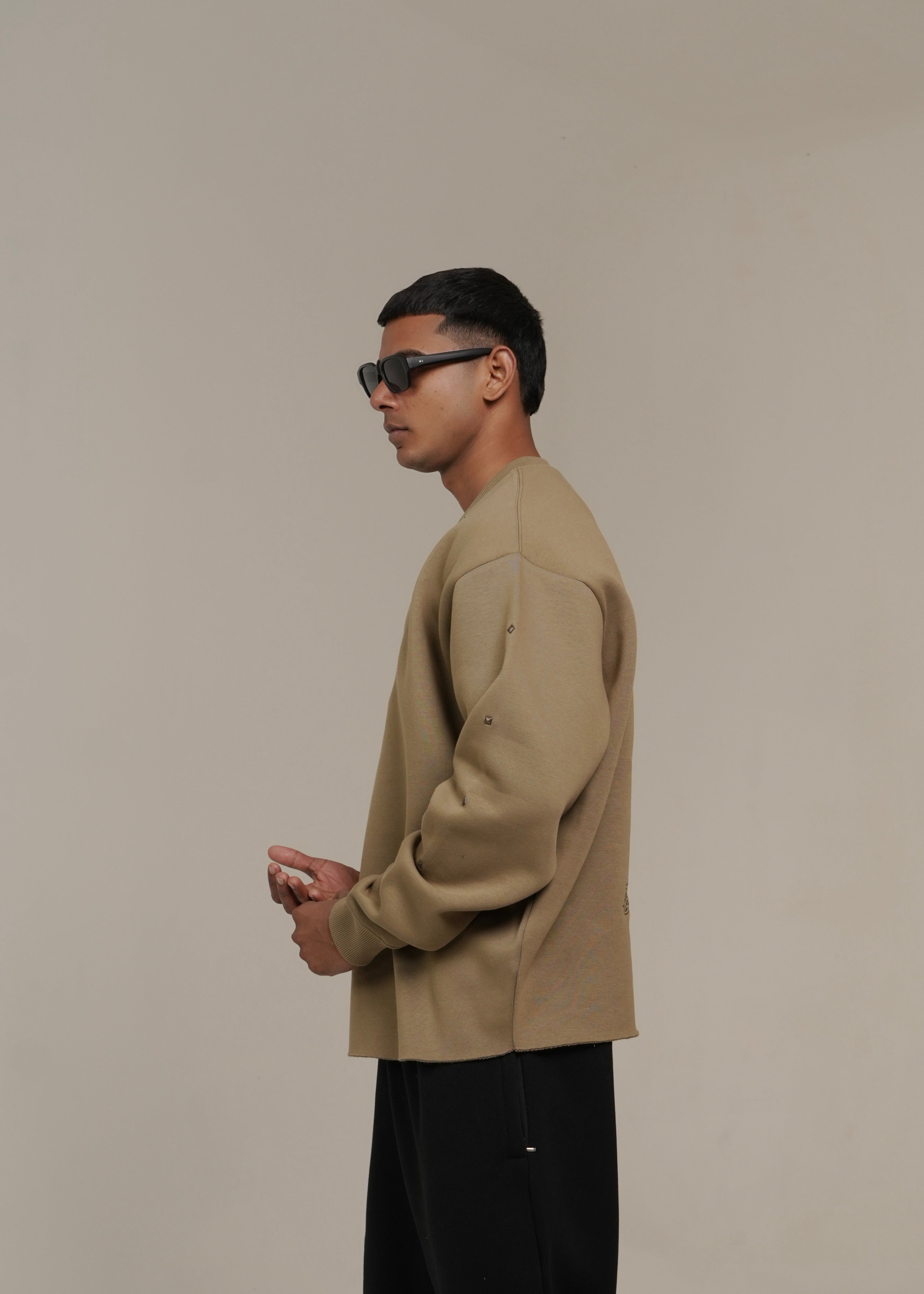 ‘FALLEN GRACE’ CROPPED SWEATSHIRT | SAGE GREEN
