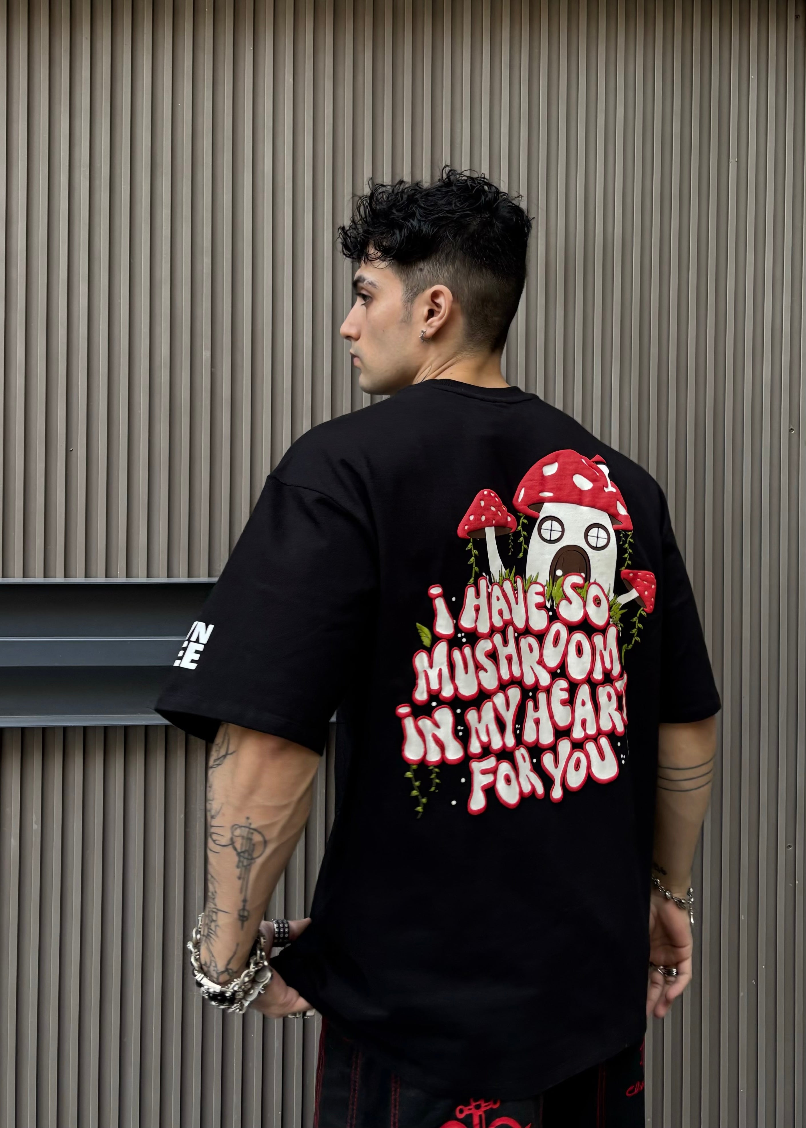 BLACK ‘MUSHROOM’