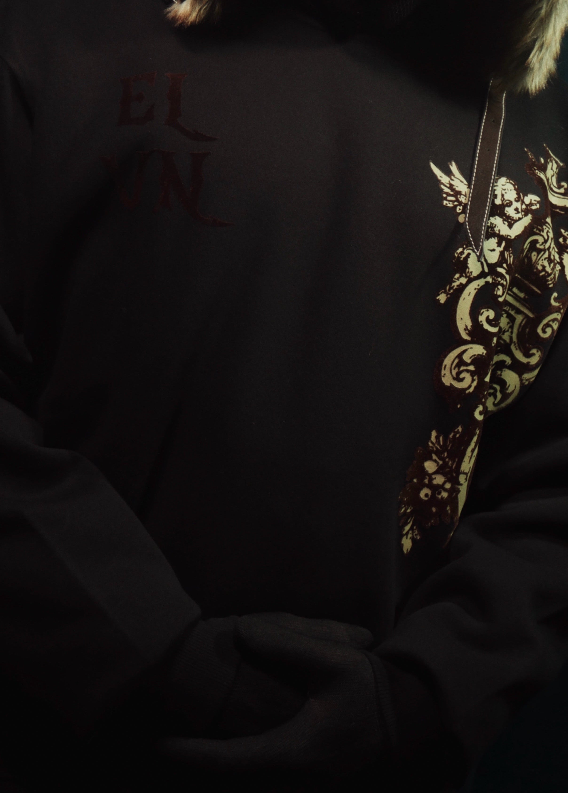 ‘CARVED ELEGANCE’ HOODIE | BLACK