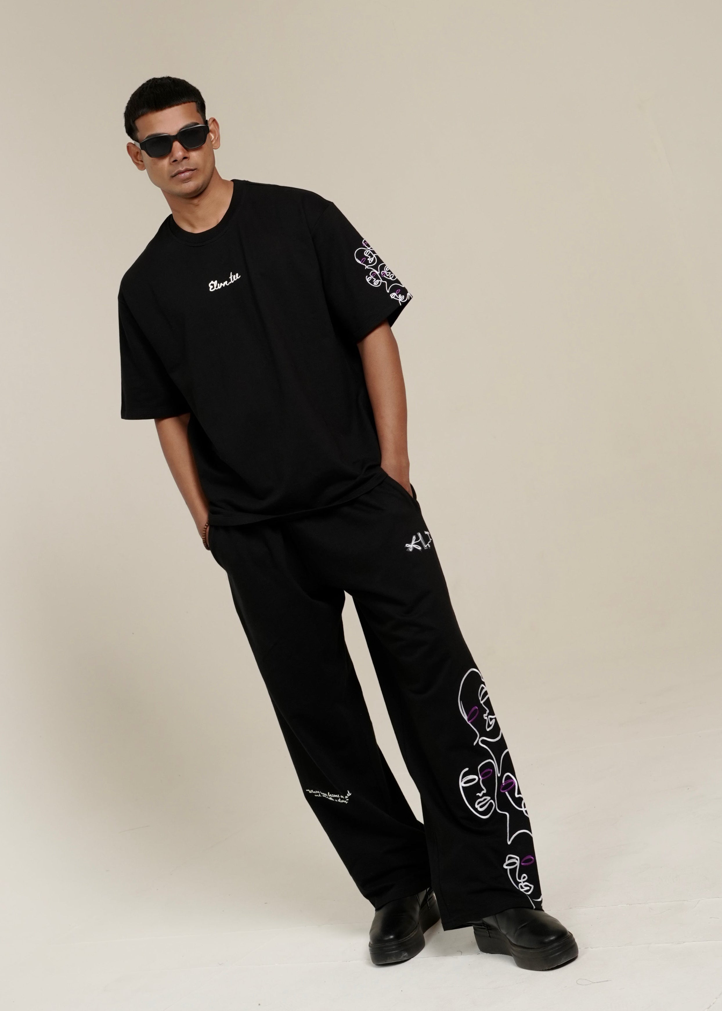 BLACK ‘VOID FACES’ .TEE