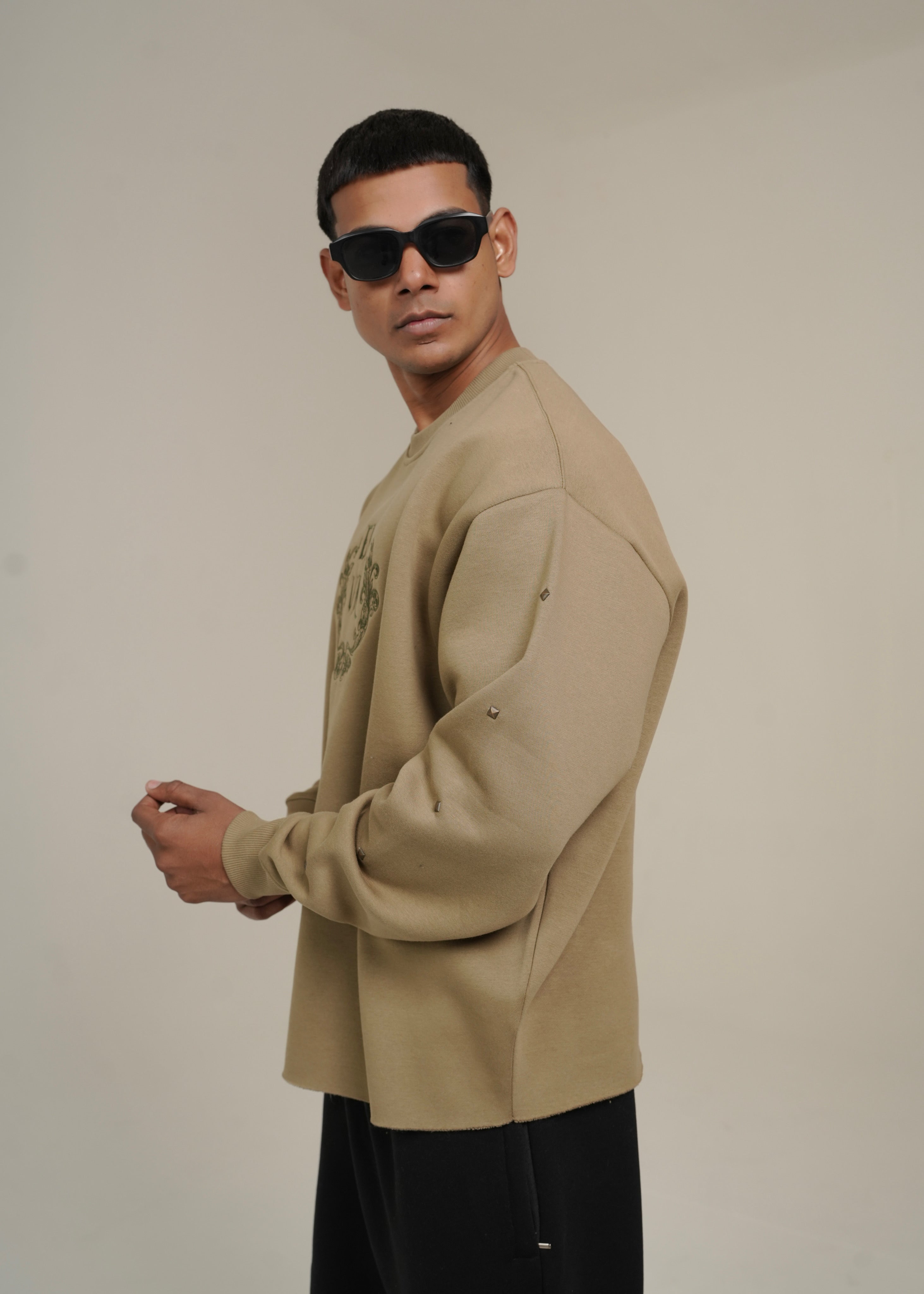 ‘FALLEN GRACE’ CROPPED SWEATSHIRT | SAGE GREEN
